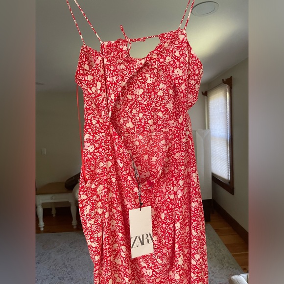 Zara dress - Picture 3 of 9